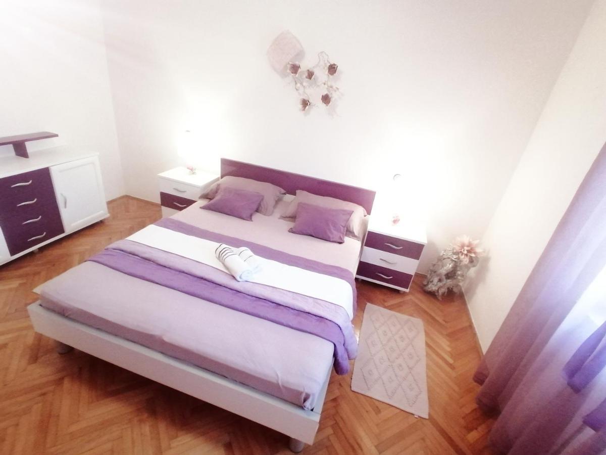Apartmani Niki Hvar Χβαρ Εξωτερικό φωτογραφία
