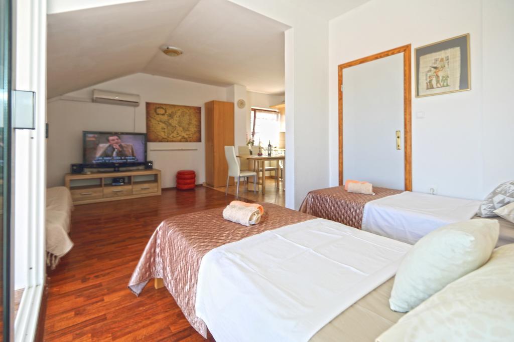 Apartmani Niki Hvar Χβαρ Δωμάτιο φωτογραφία