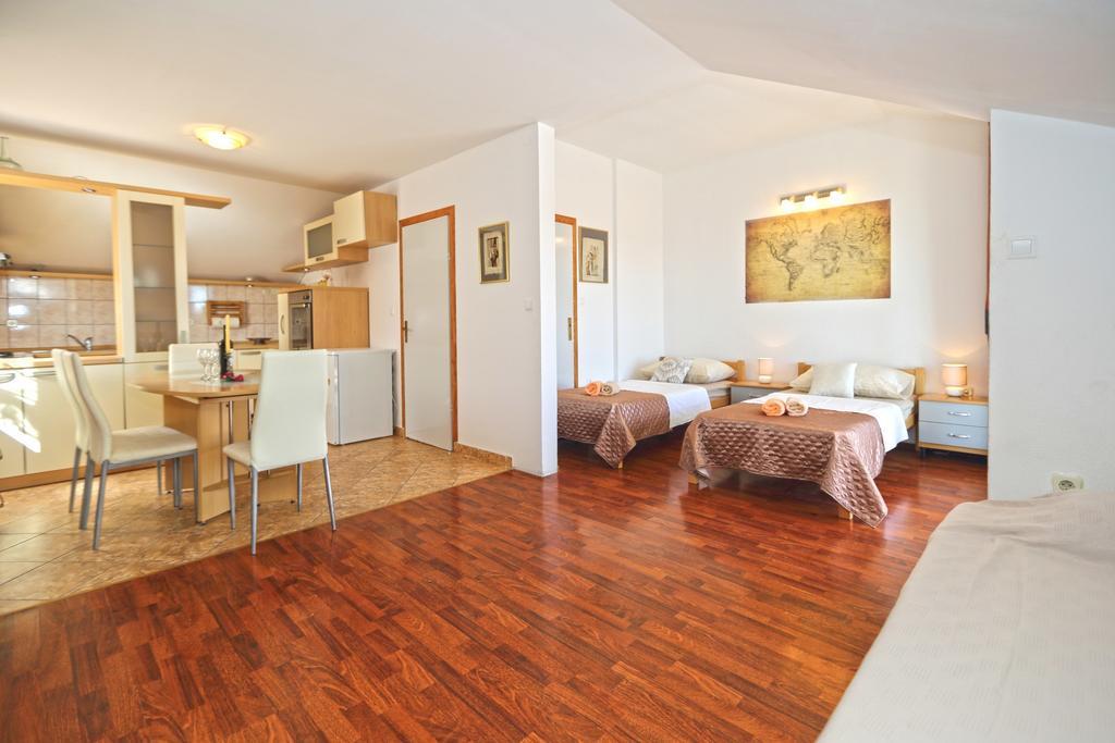 Apartmani Niki Hvar Χβαρ Δωμάτιο φωτογραφία