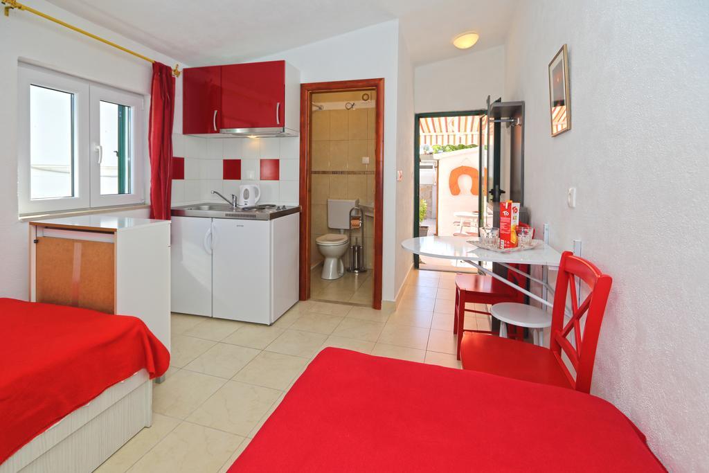 Apartmani Niki Hvar Χβαρ Εξωτερικό φωτογραφία